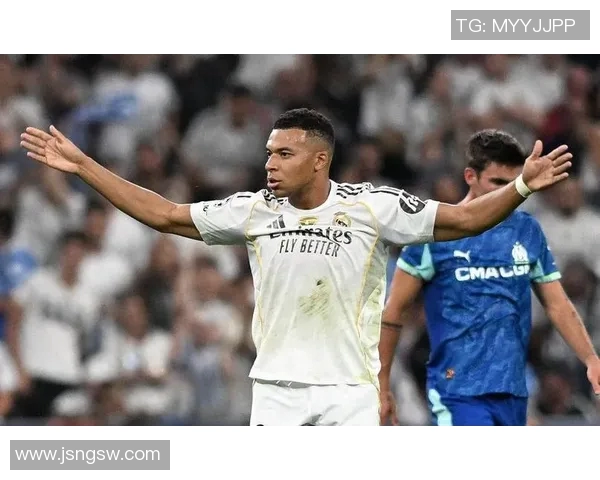 最刚足球明星盘点 哪位球员凭借铁血硬汉形象赢得全场喝彩